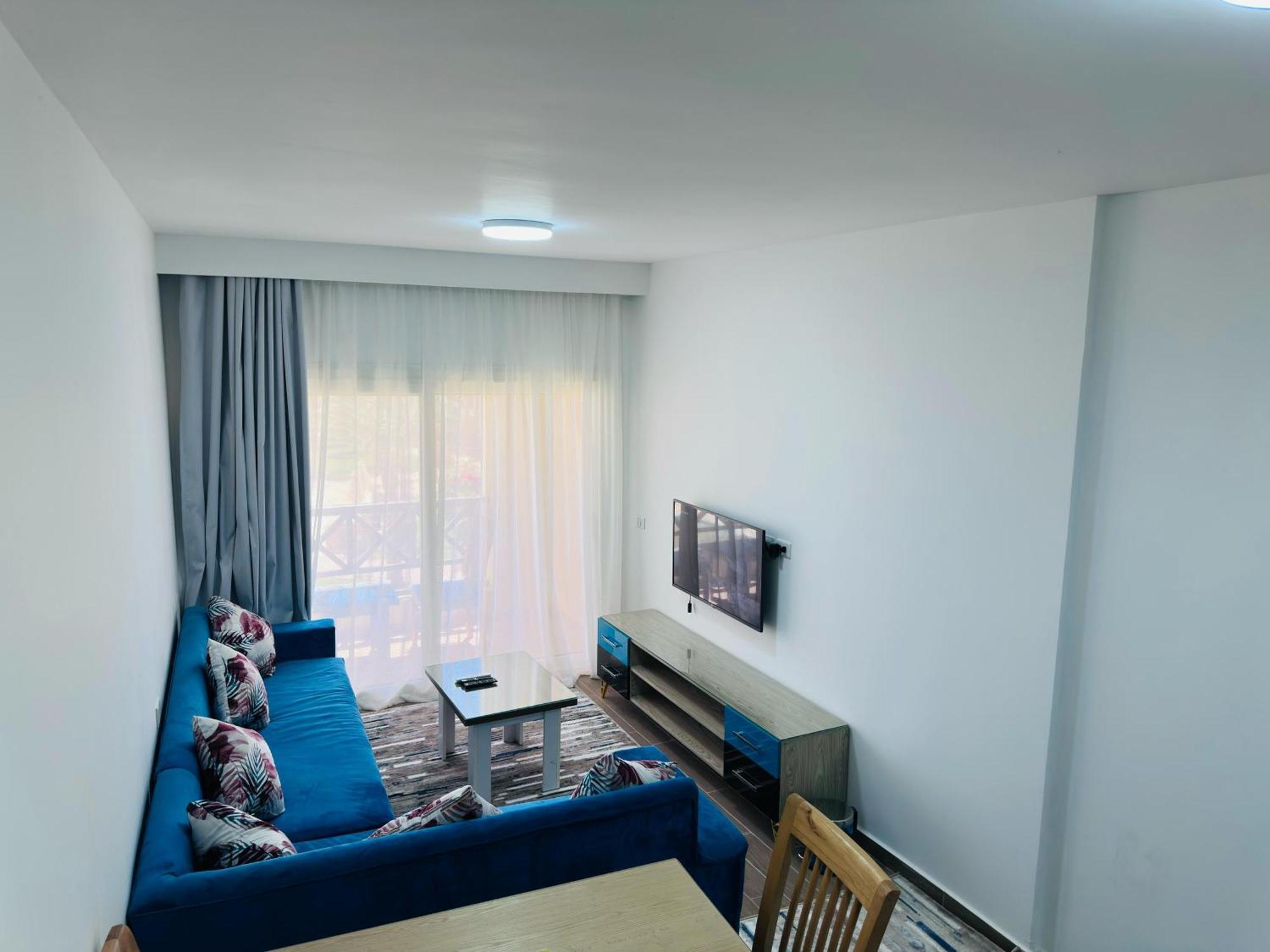 Apartment One Bedroom With Pool View C304-al Saraya Sahl Hasheesh By Peaks