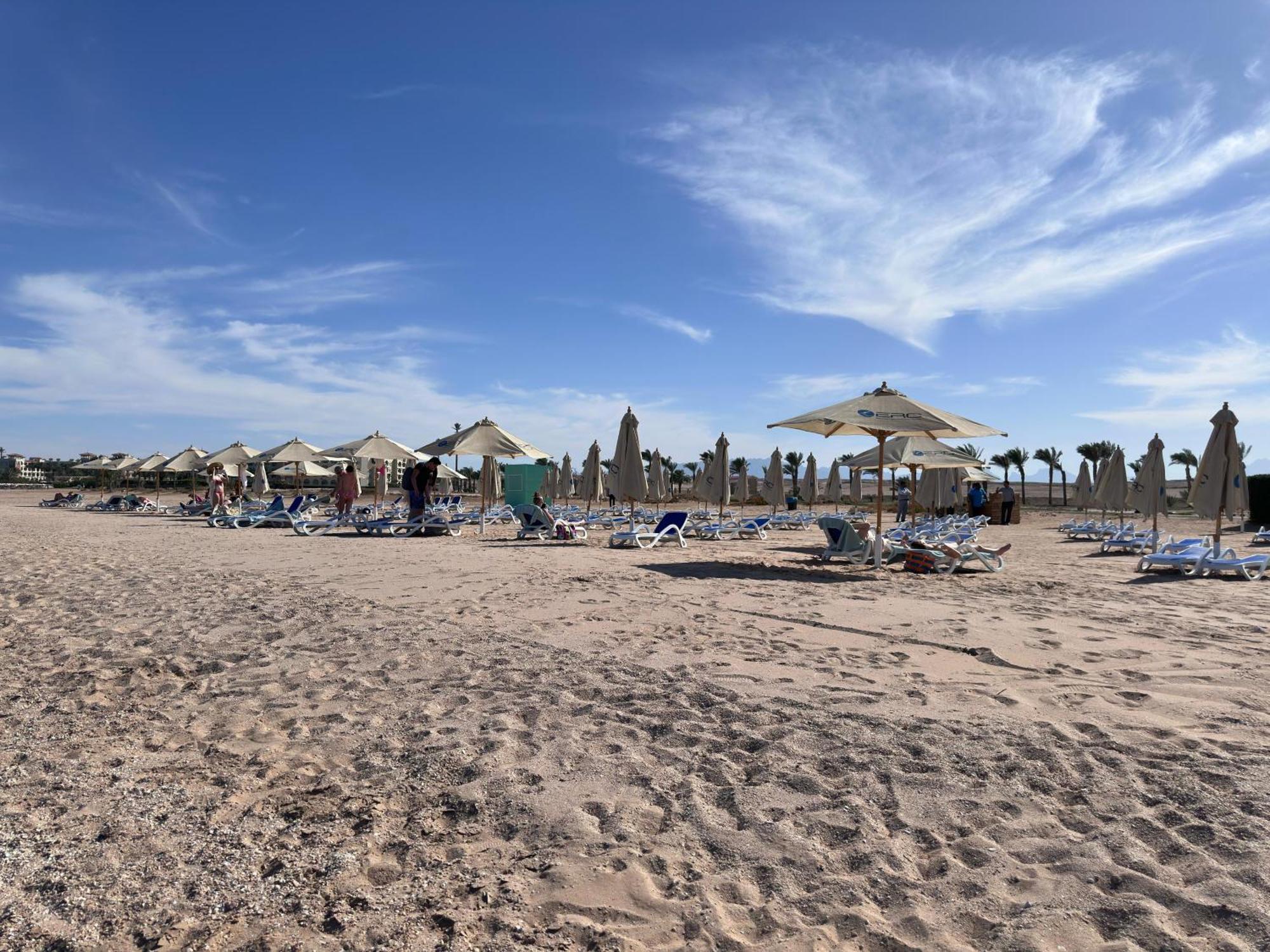 One Bedroom With Pool View C304-al Saraya Sahl Hasheesh By Peaks Apartment Hurghada